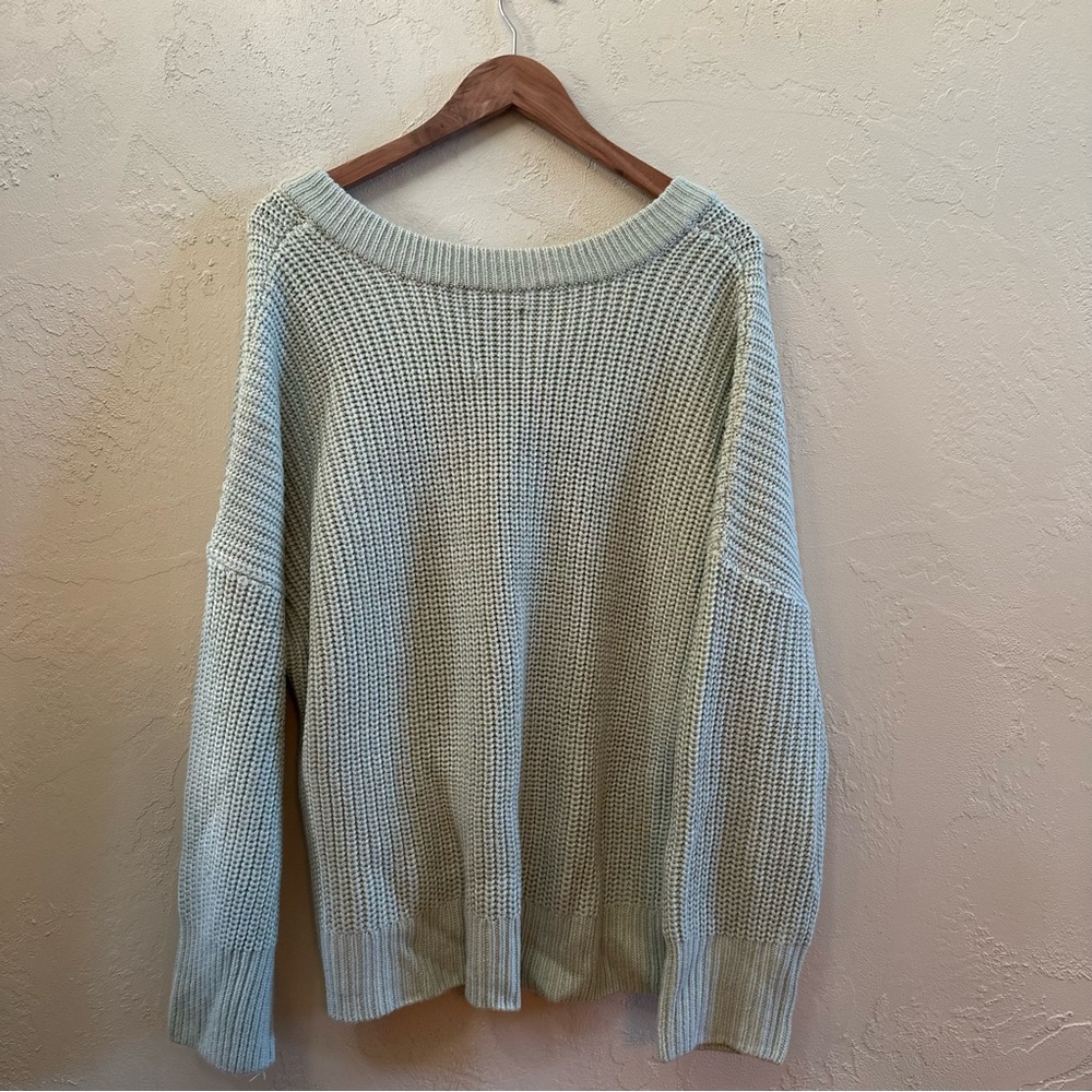 Abercrombie & Fitch Light Green V-Neck Sweater - Picture 2 of 4